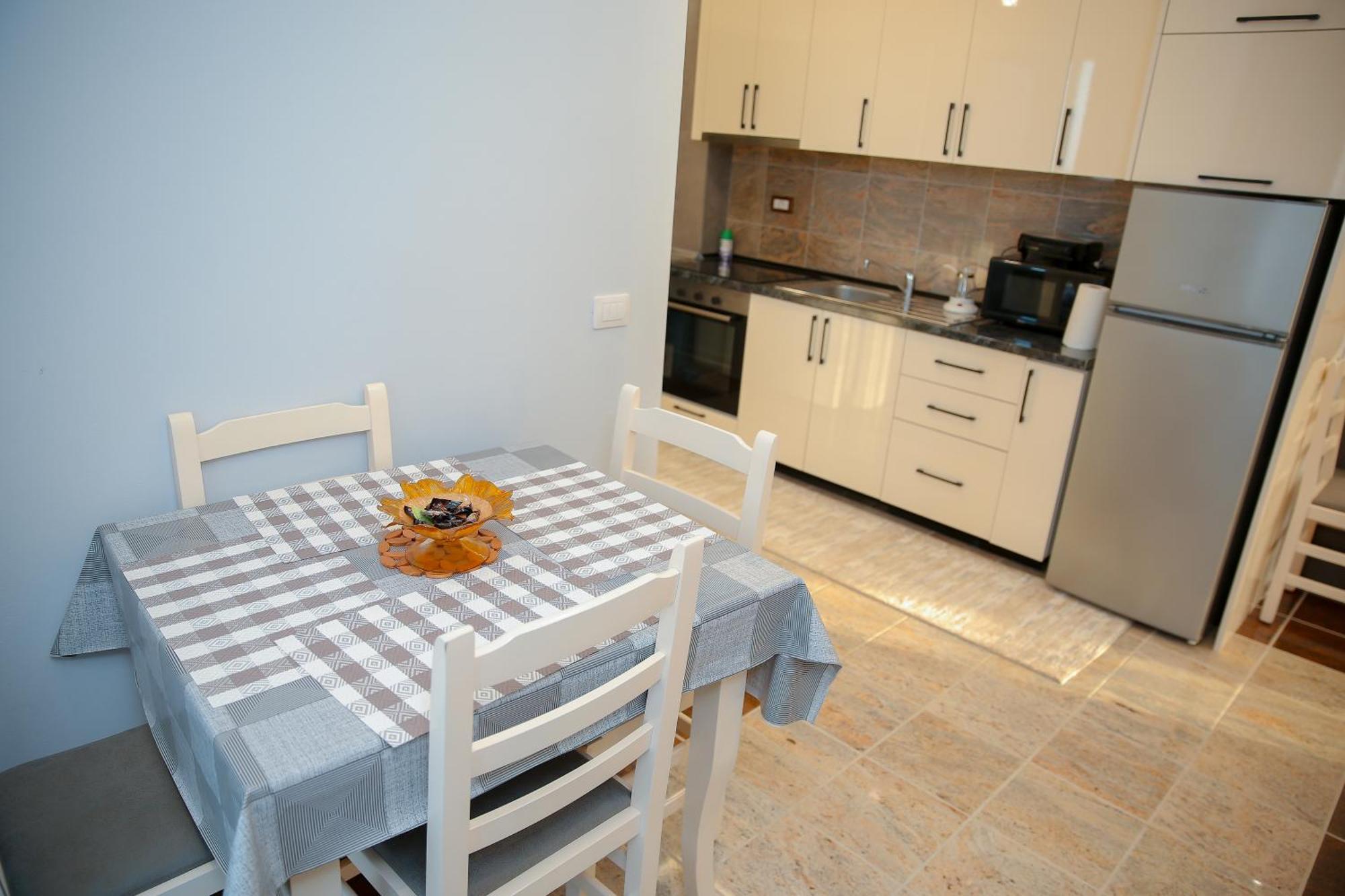 Fishta Apartments Q5 33 Velipojë Esterno foto